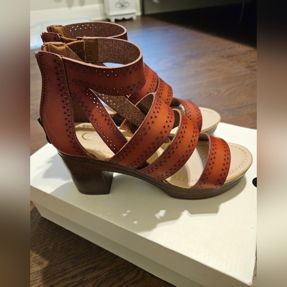 Women's Perforated Strappy Mid Heel Sandals - Brown